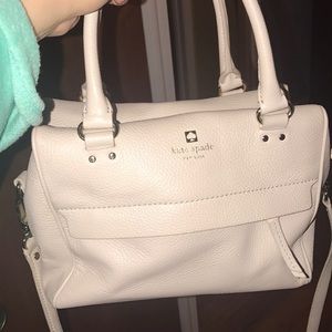 KATE SPADE CROSSBODY  TAKING REASONABLE OFFERS